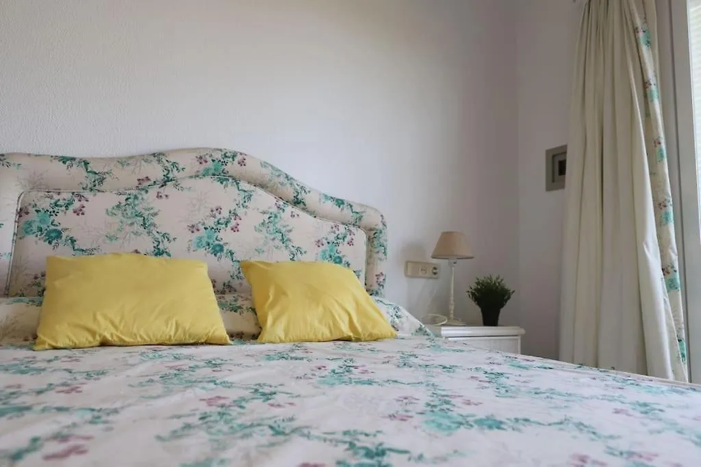 Chalet En Conjunto Augusta Golf Novo Sancti Petri Nyaraló