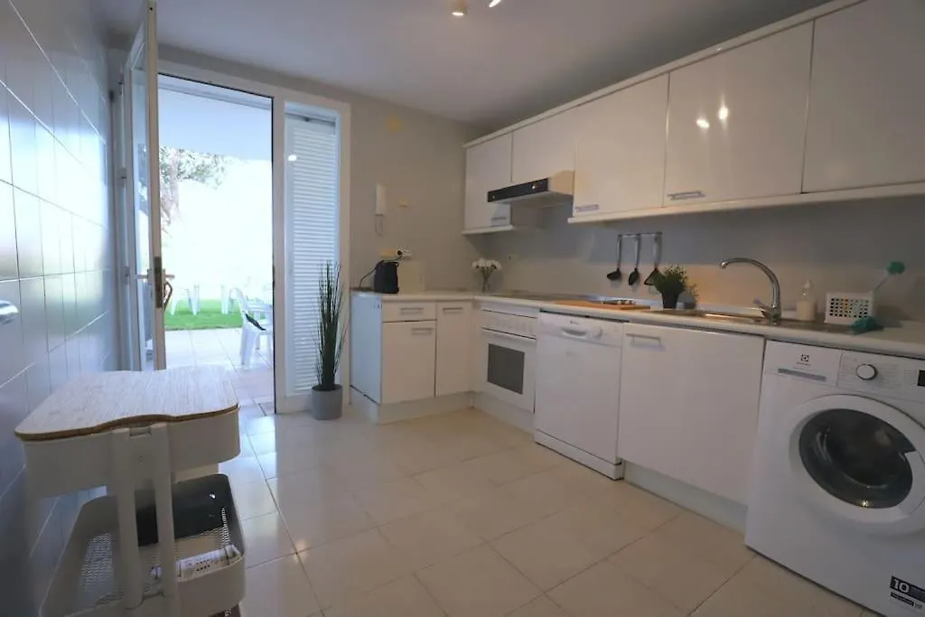 Chalet En Conjunto Augusta Golf Novo Sancti Petri Spanyolország