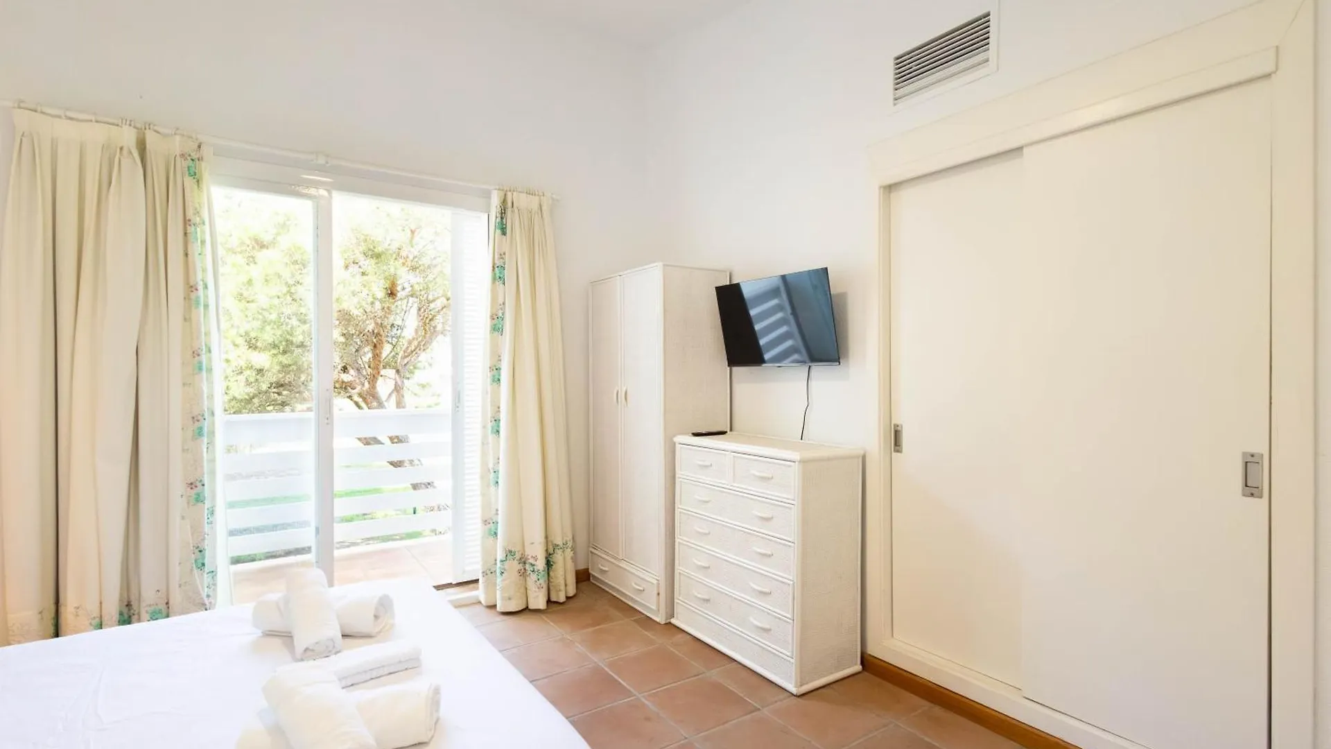 Chalet En Conjunto Augusta Golf Novo Sancti Petri