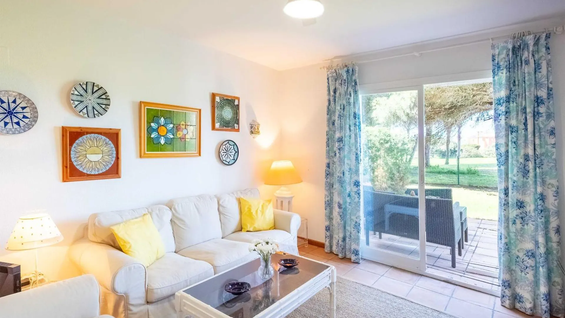 Chalet En Conjunto Augusta Golf Novo Sancti Petri Nyaraló